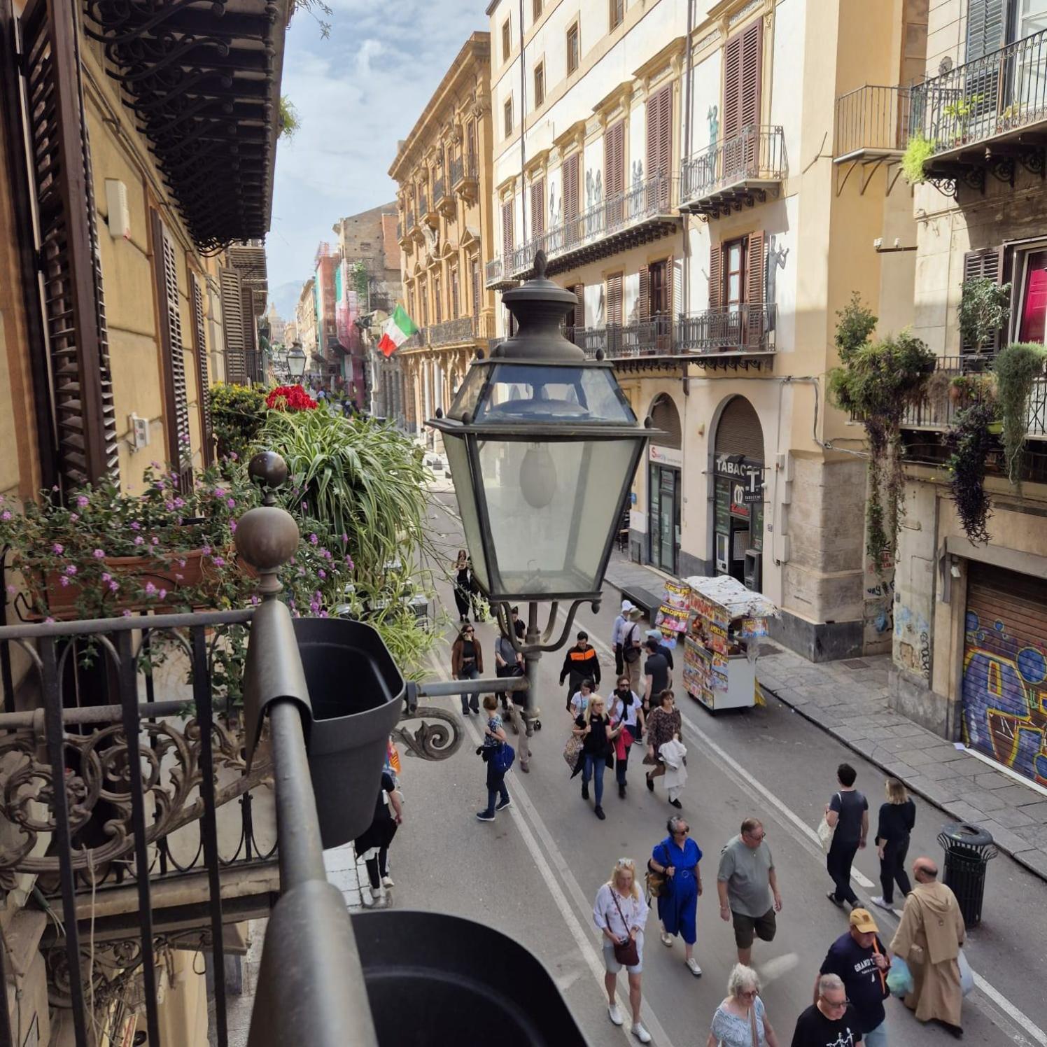 Quattrocantiapartments Palermo Buitenkant foto